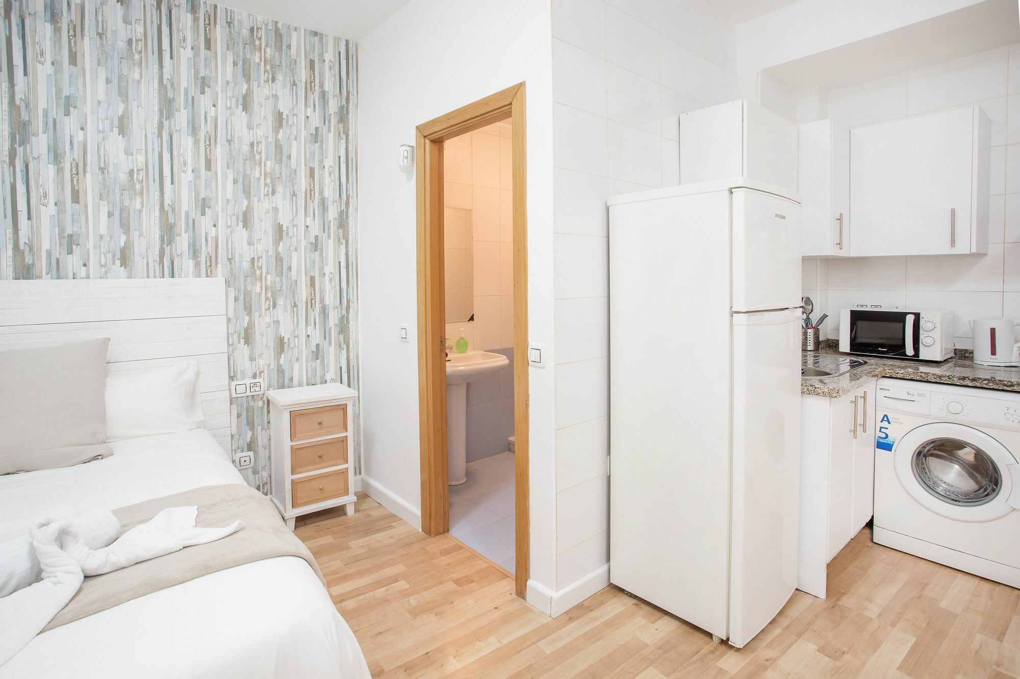 Suncity Studio Pena Málaga Kültér fotó